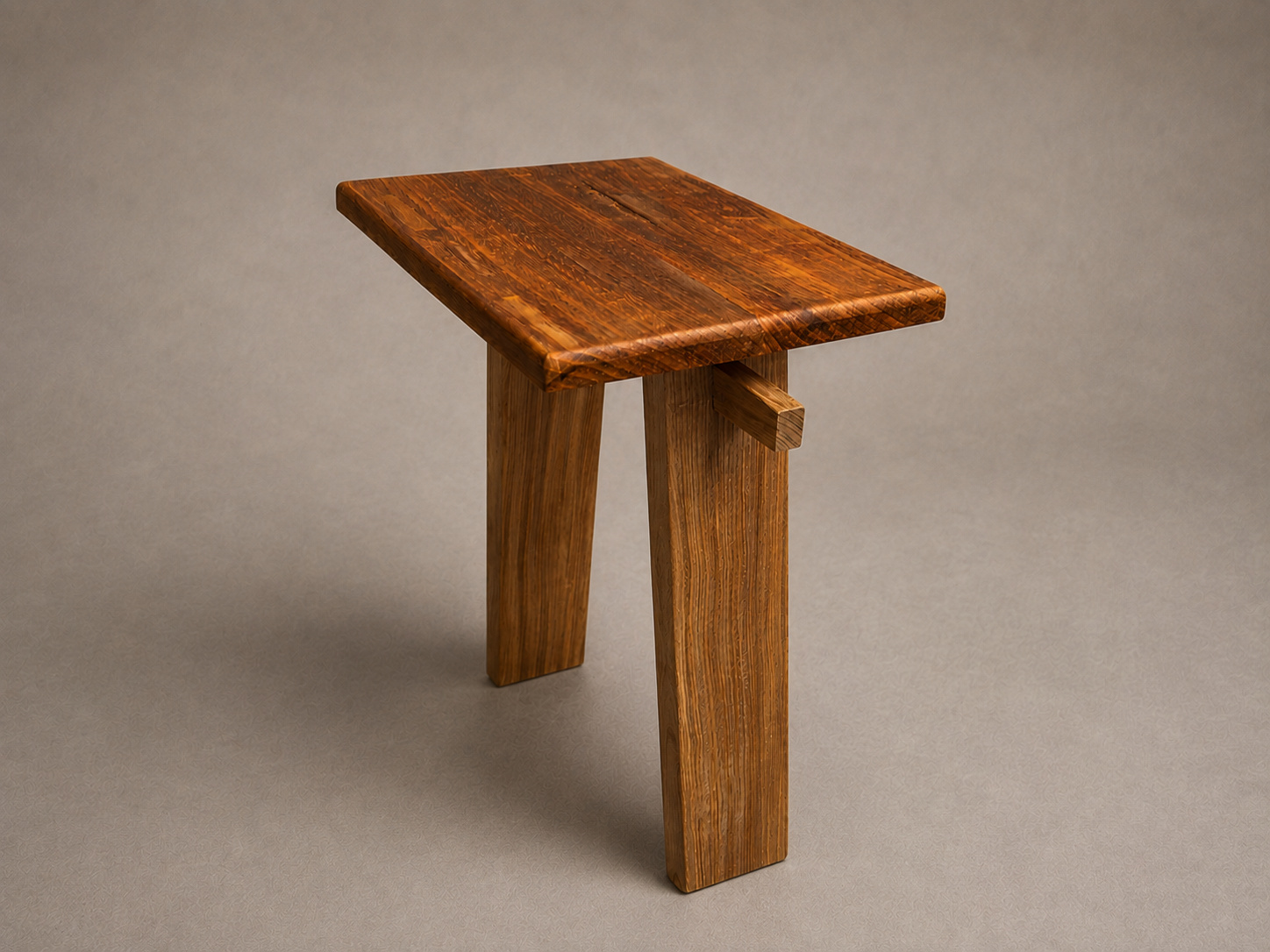 Table Padouk — vue studio